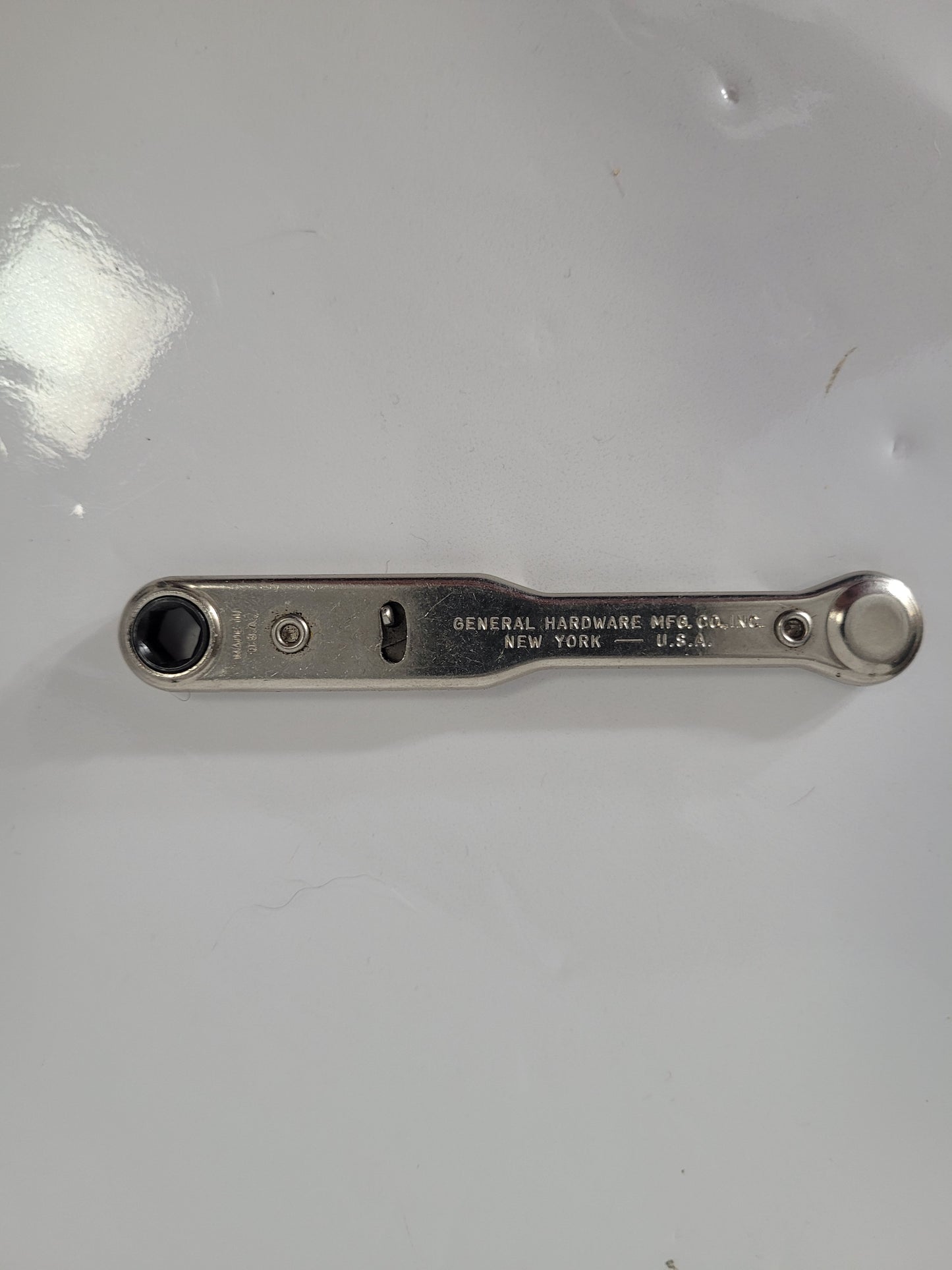 Vintage General Hardware No. 8071 Ratcheting Screwdriver Handle – Made in USA