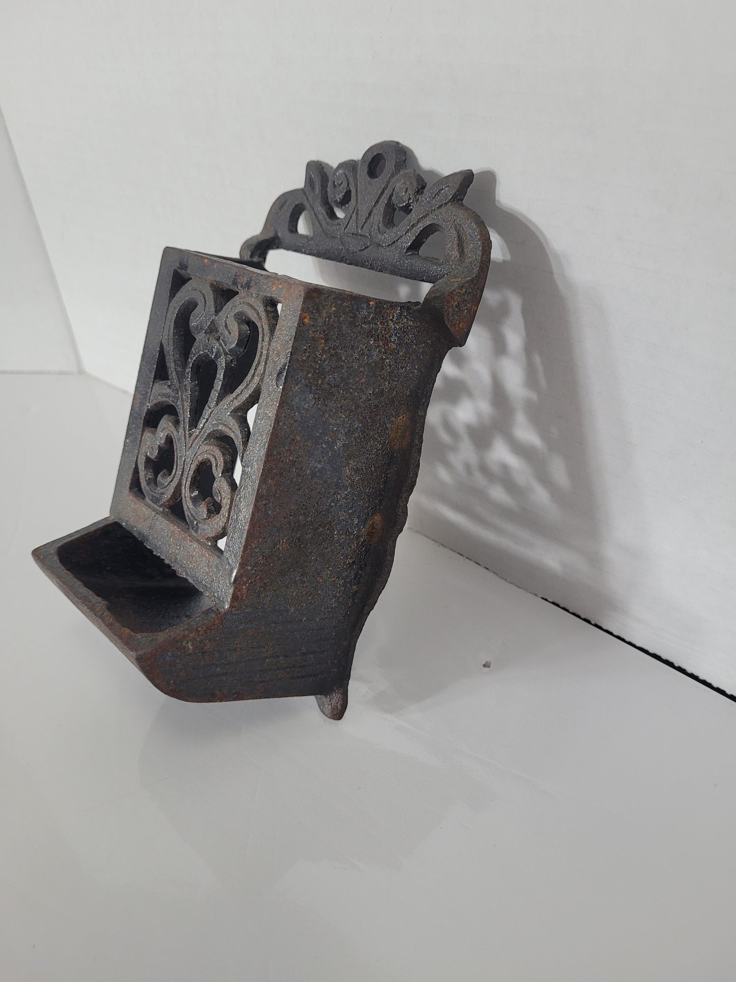 Vintage Cast Iron Wall-Mount Match Holder – Ornate Scroll Design