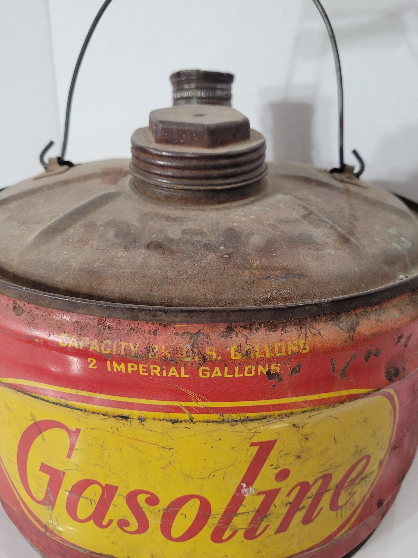 Vintage Edward Can Co. 2 Gallon Gasoline Can – Red & Yellow Petroliana
