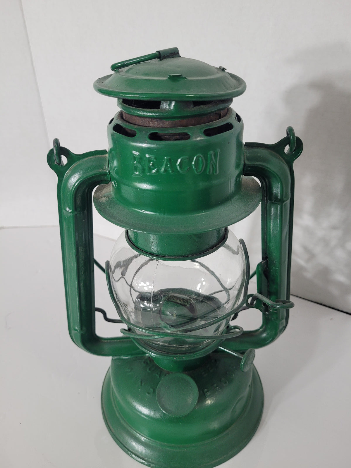 Vintage Beacon No. 2 Green Kerosene Lantern – 10" Tall