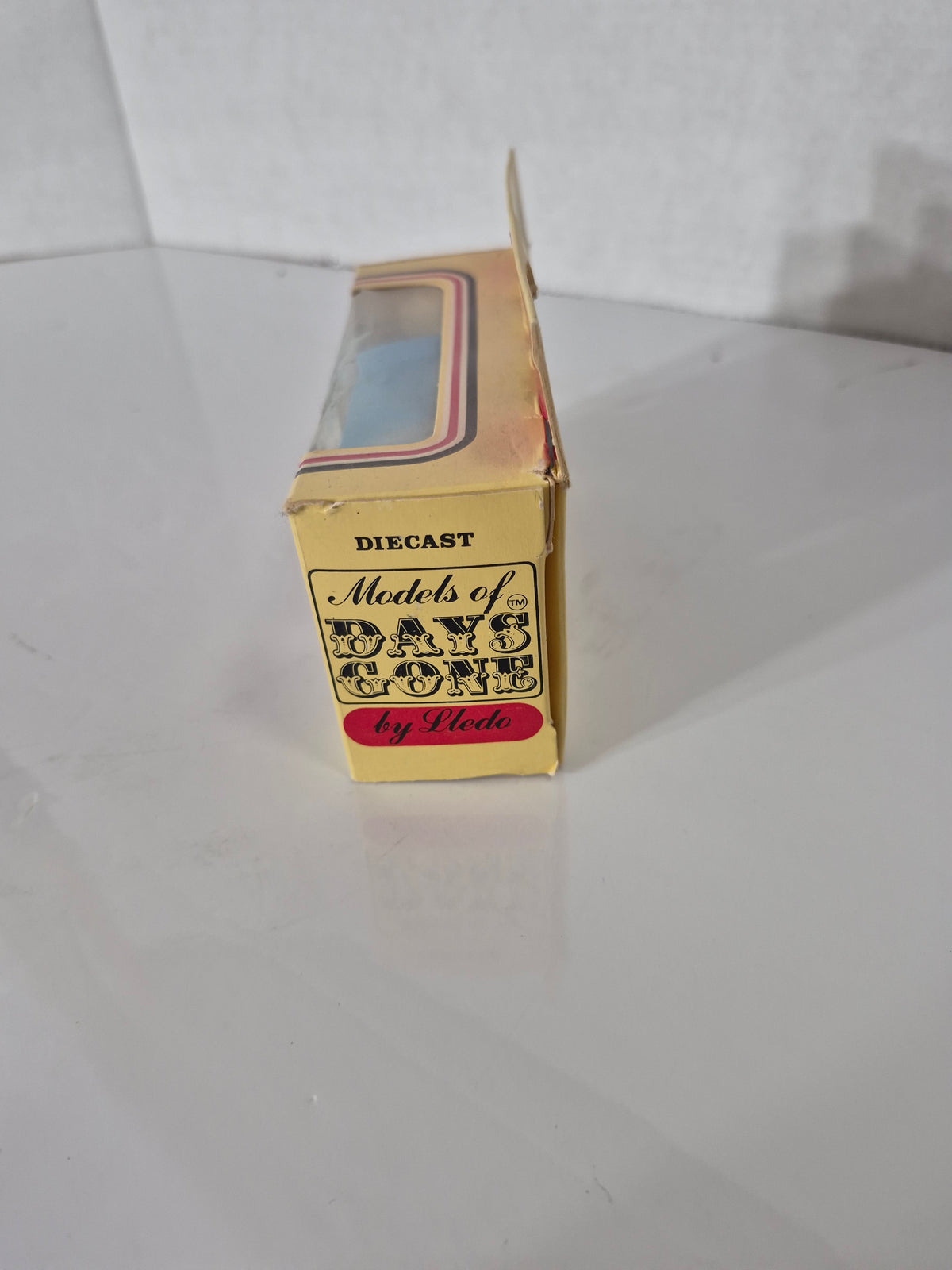 Vintage Lledo Days Gone Wonder Bread Delivery Van with Box & Figures