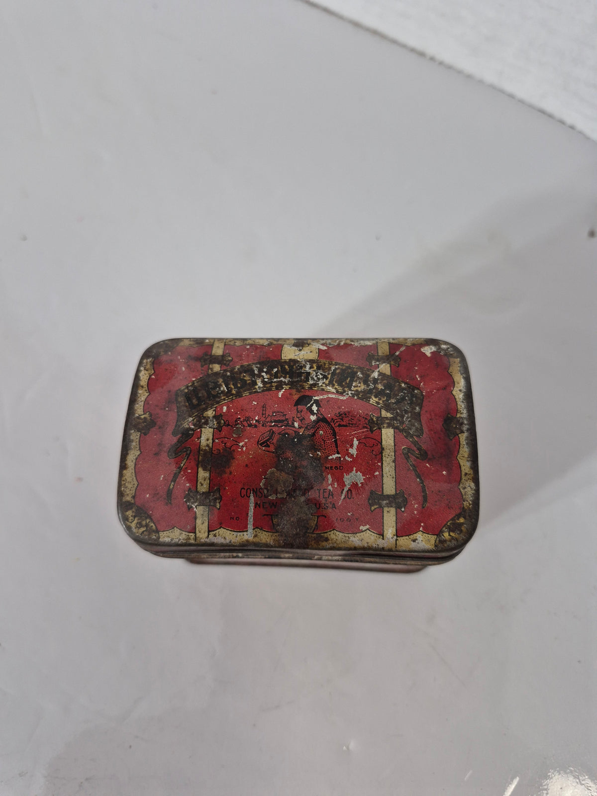 Antique Swee-Touch-Nee Tea Tin – Consolidated Tea Co. New York – Trunk Style