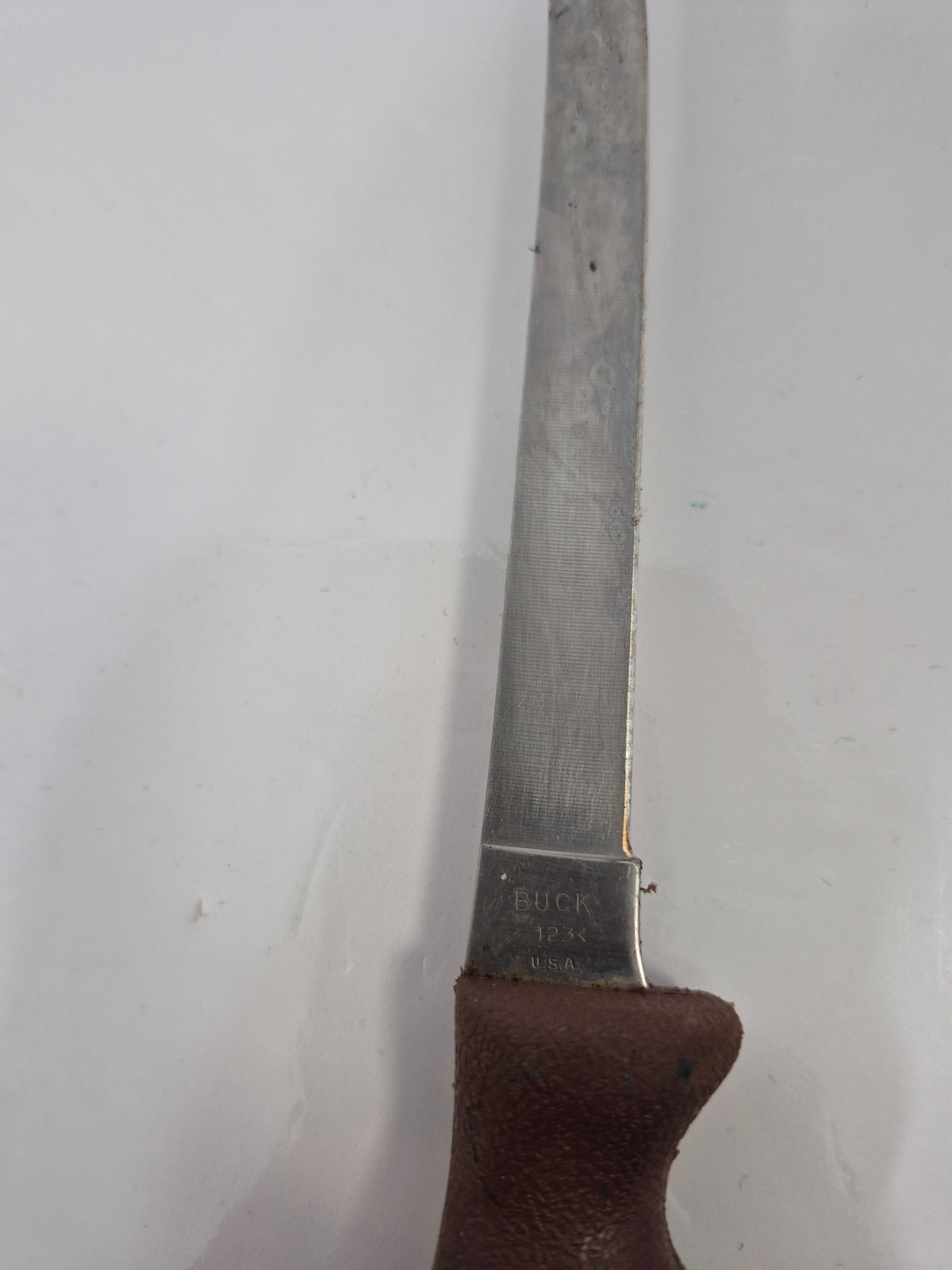 Buck 123 LakeMate Fillet Knife – USA Made – Leather Sheath