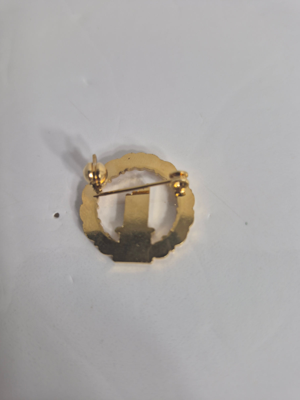 Vintage Masonic Lapel Pin — Gold Tone Laurel Wreath with Square and Compass, 1 Inch