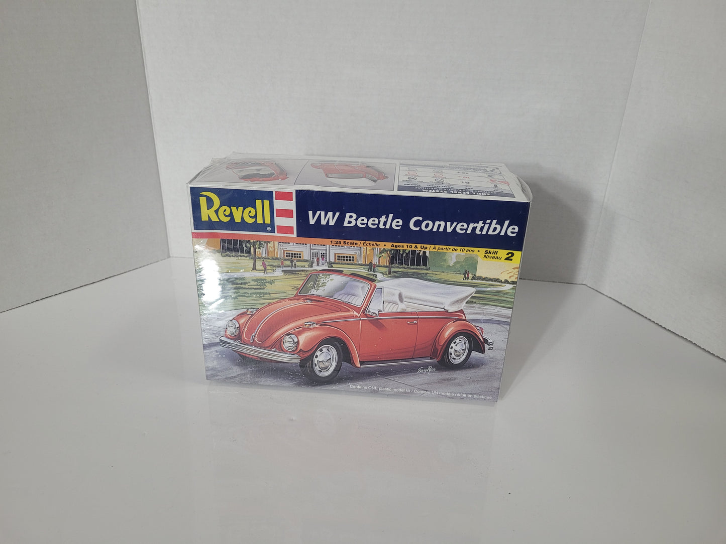 1999 Revell VW Beetle Convertible 1:25 Model Kit – Factory Sealed
