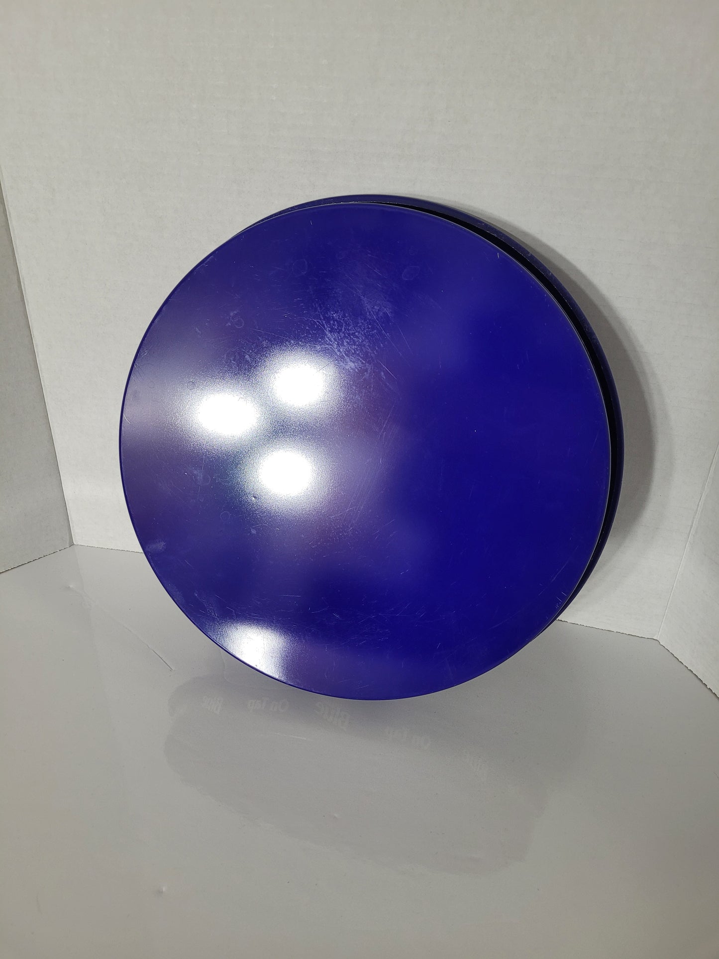Labatt Blue Pilsener “On Tap” Metal Serving Tray – 13" Round