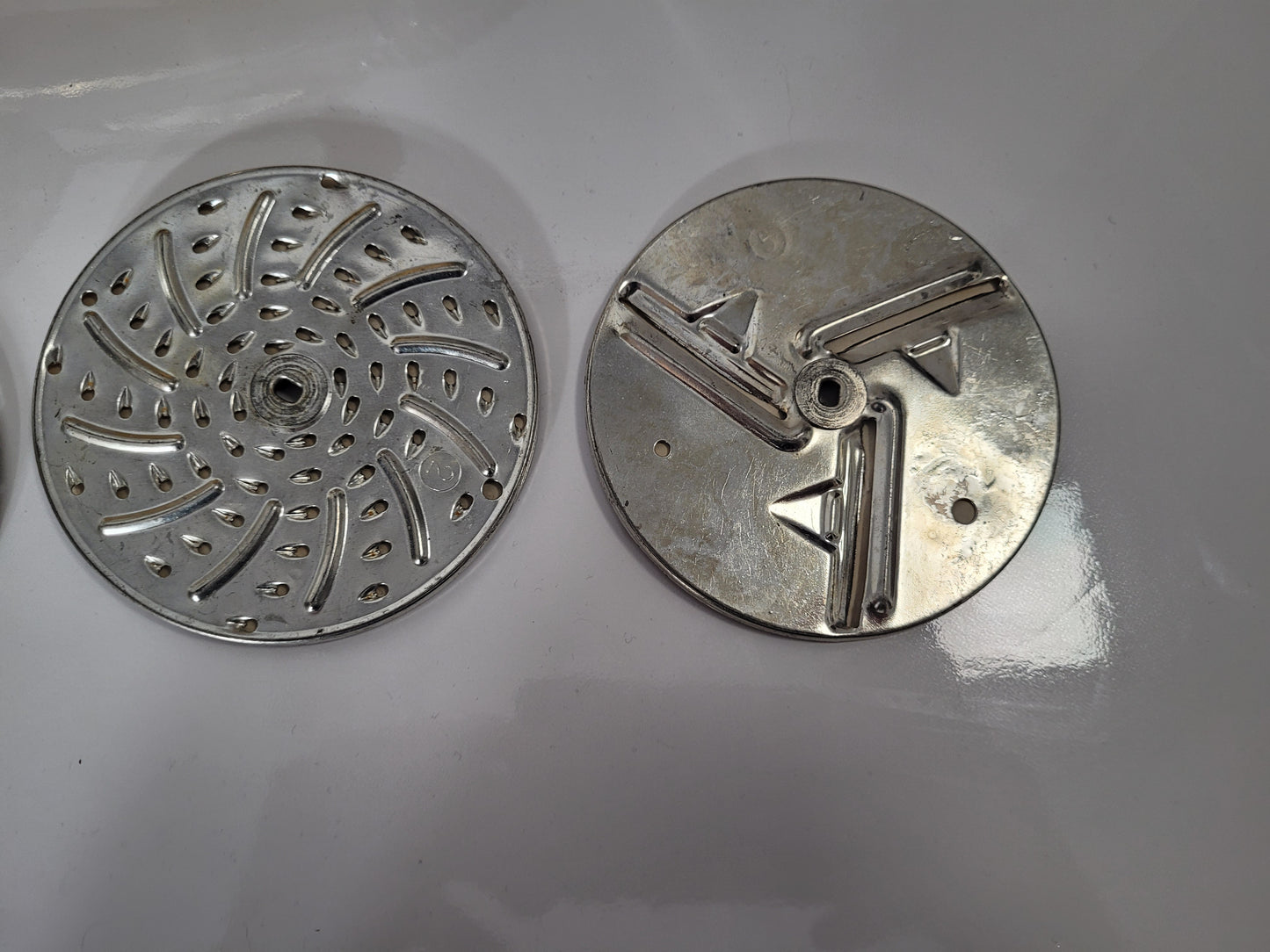 Vintage 1950s Mouli Julienne Shredder & Salad Maker – 4 Discs with Original Box