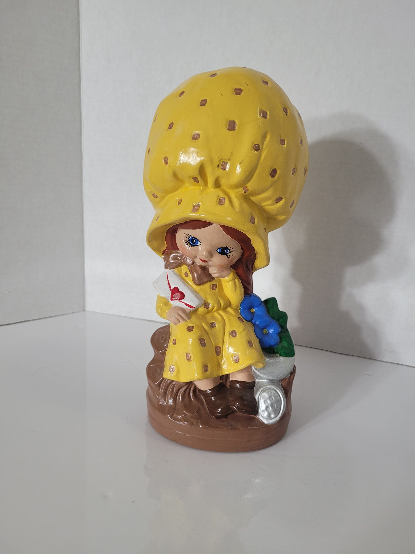 Vintage Hand-Painted Ceramic Sunbonnet Girl Figurine with Valentine – 10 Inches