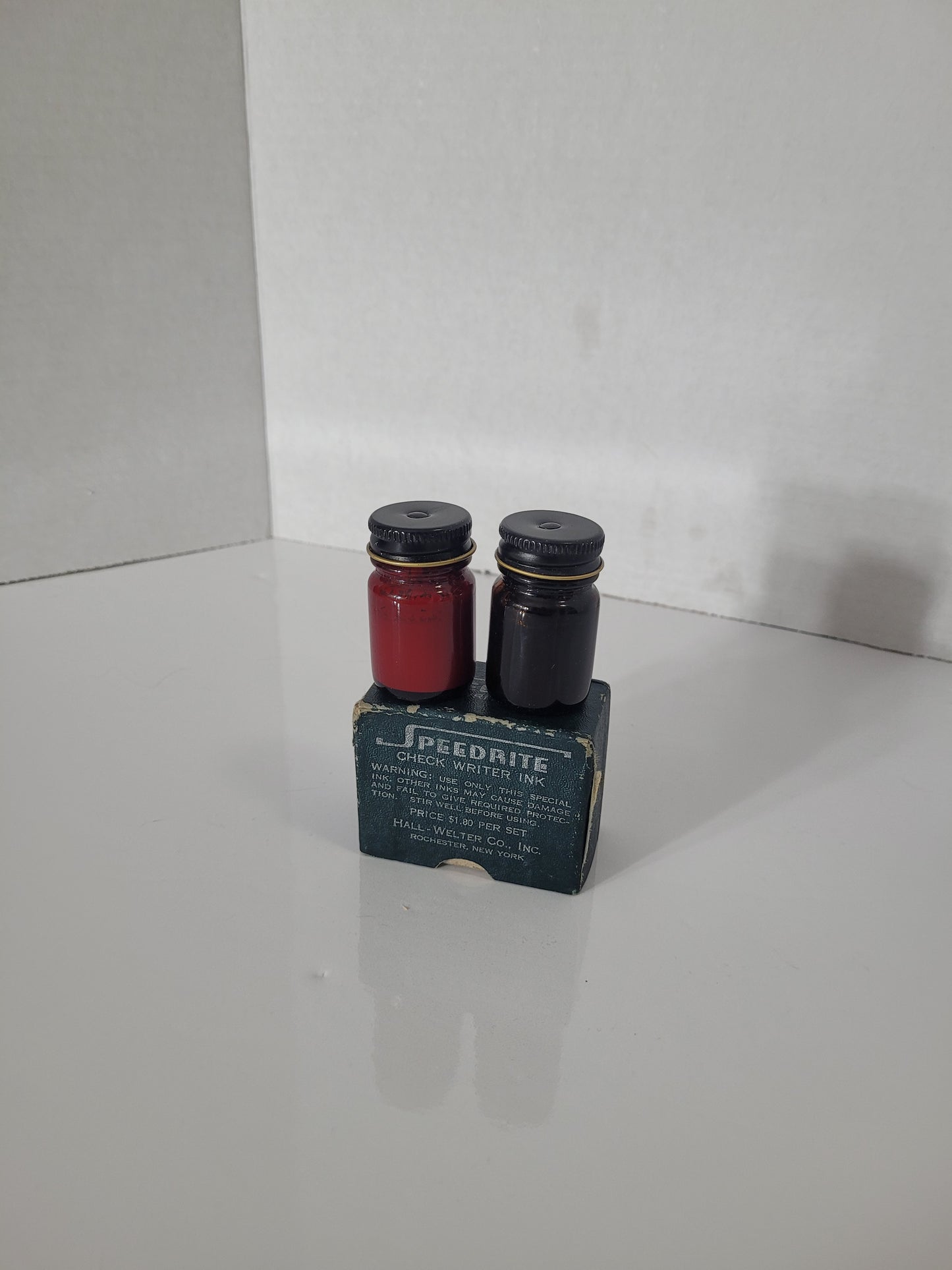 Vintage Speedrite Check Writer Ink Set with Original Box – Red & Black Bottles