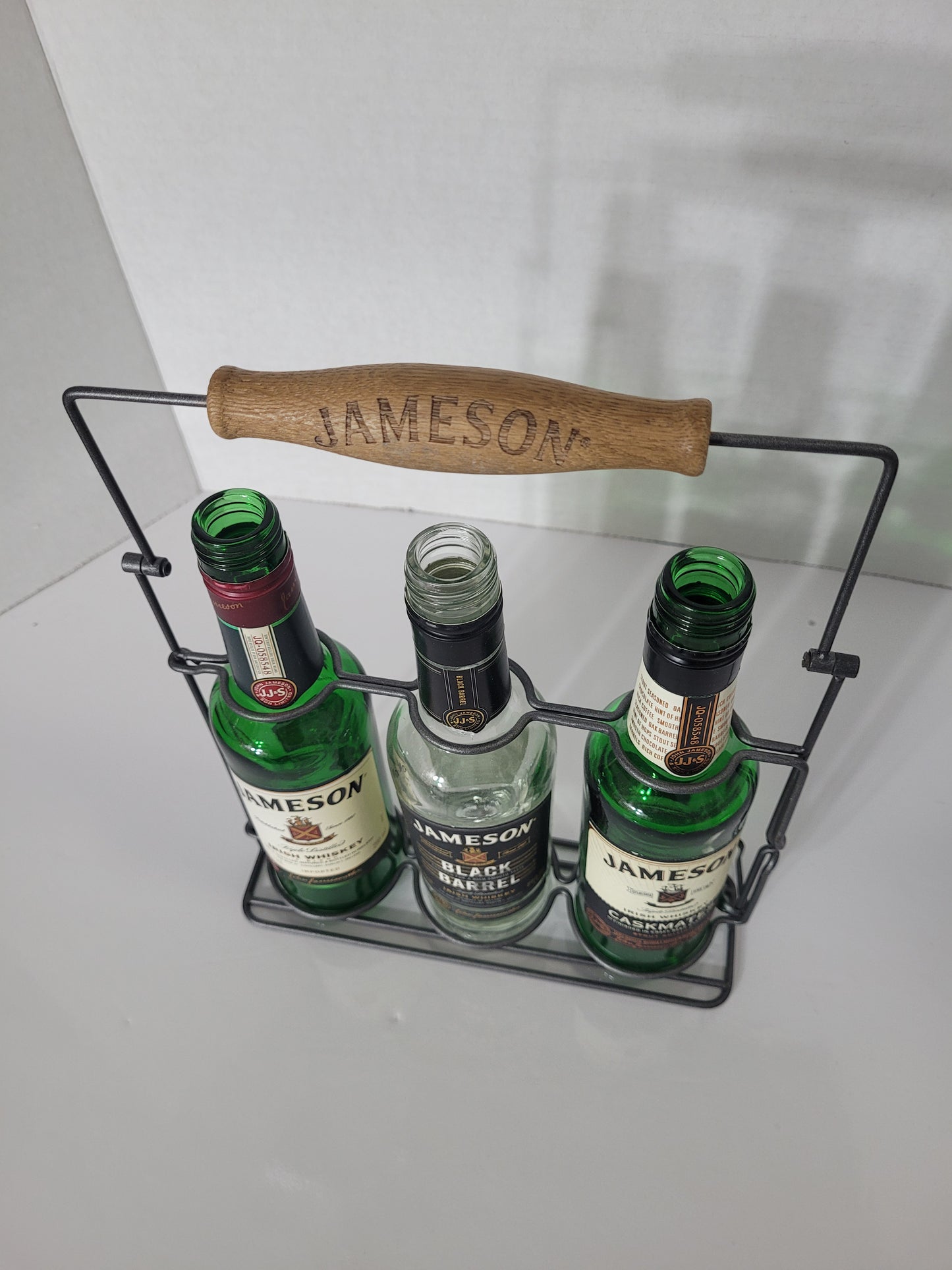 Jameson Irish Whiskey Three-Bottle Display Caddy with Wooden Handle – Empty Bottles