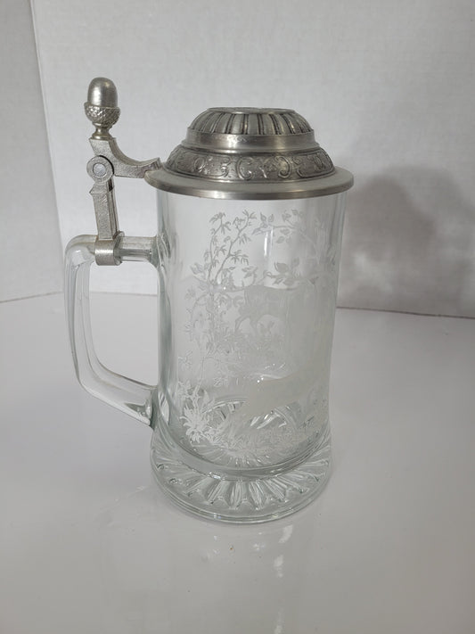 Vintage Etched Glass Deer Beer Stein with Bavarian Crest Lid – 6.5" × 3.75"
