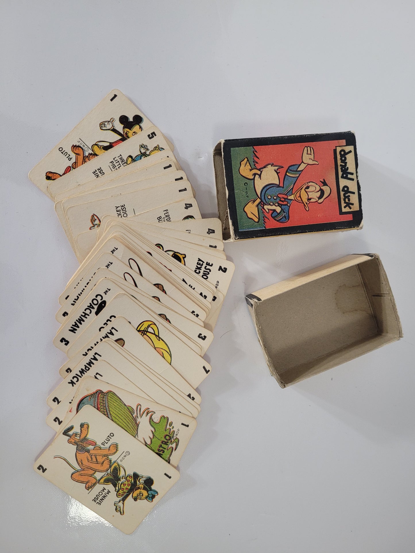 Circa 1946 Walt Disney Donald Duck Card Game Vol. 1 – Russell Mfg. Co. Box with 40 Cards