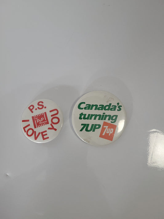 Vintage Canadian Soda Advertising Pinback Buttons – 7UP & The Pop Shoppe – Set of 2