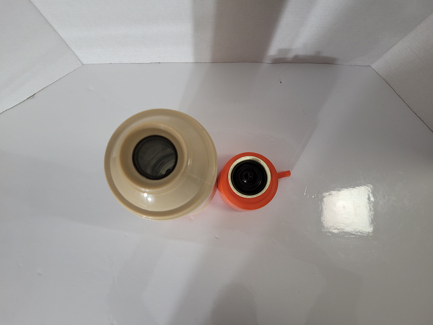 Vintage Canadian Thermos Vacuum Bottle – Beige & Orange with Cup Lid