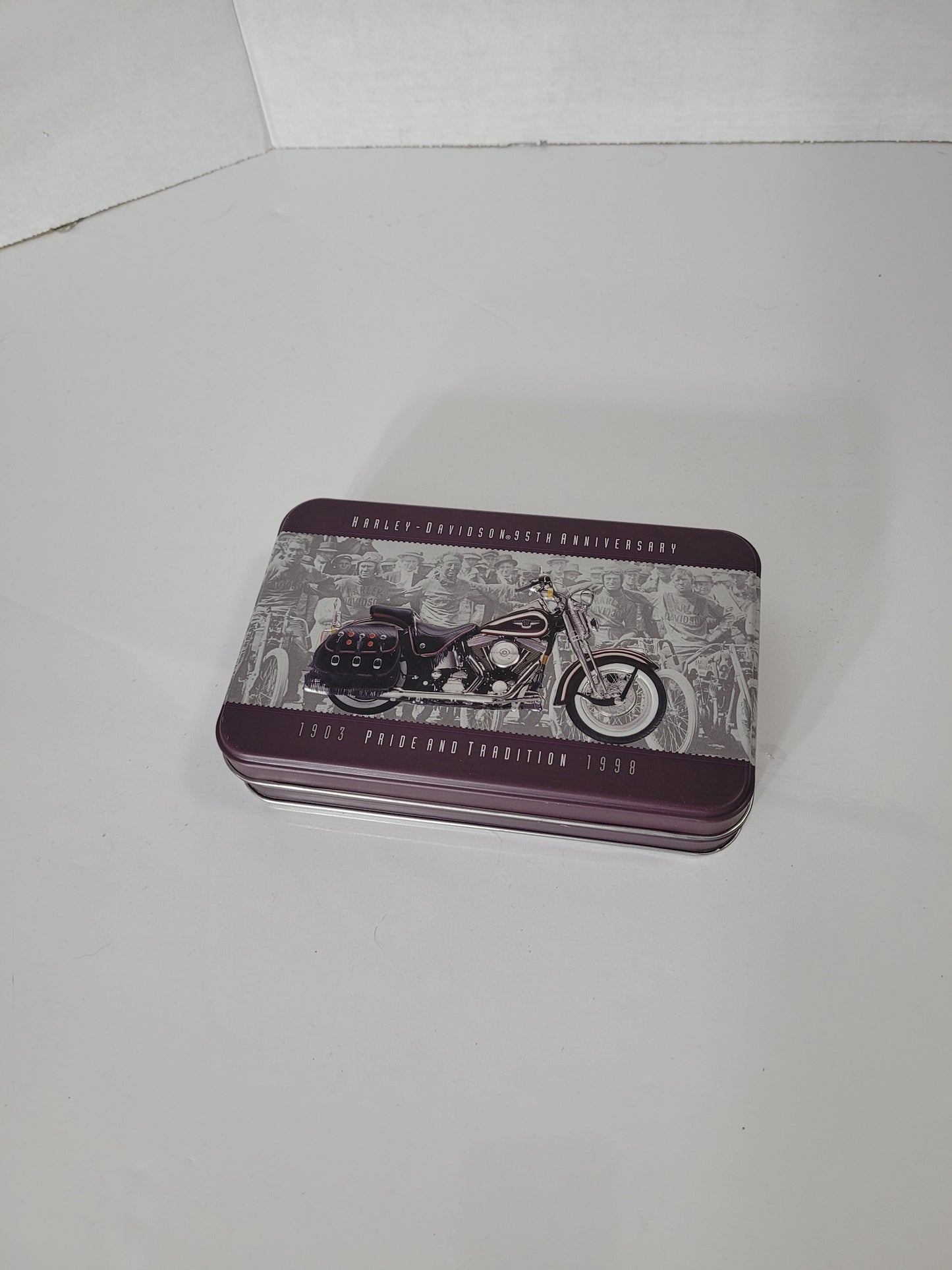 1998 Harley-Davidson 95th Anniversary Numbered Collector Tin with Two Sealed Playing Card Decks