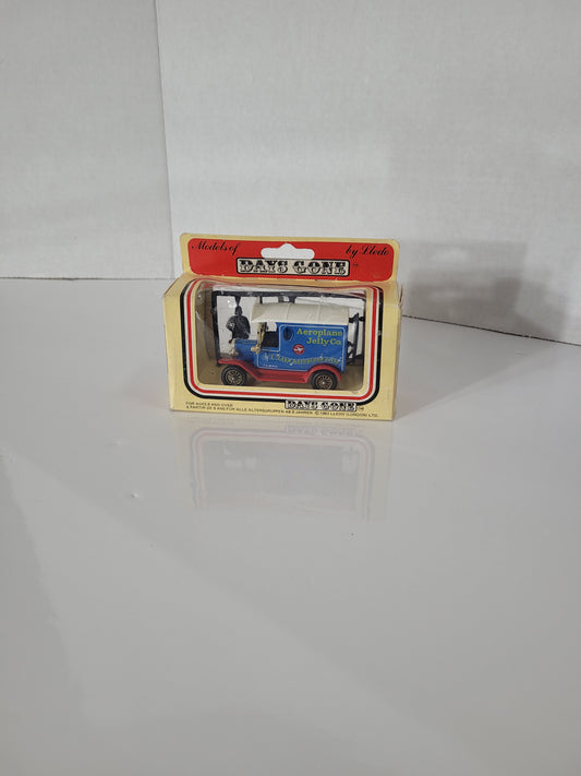 Vintage Lledo Models of Days Gone Aeroplane Jelly Co. Model T Van – Boxed