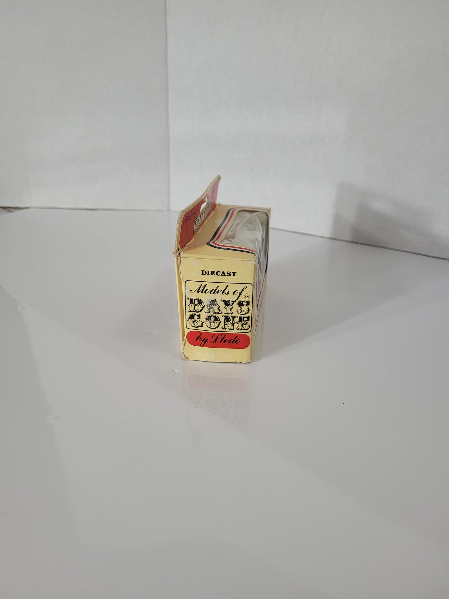 Vintage Lledo Models of Days Gone Aeroplane Jelly Co. Model T Van – Boxed