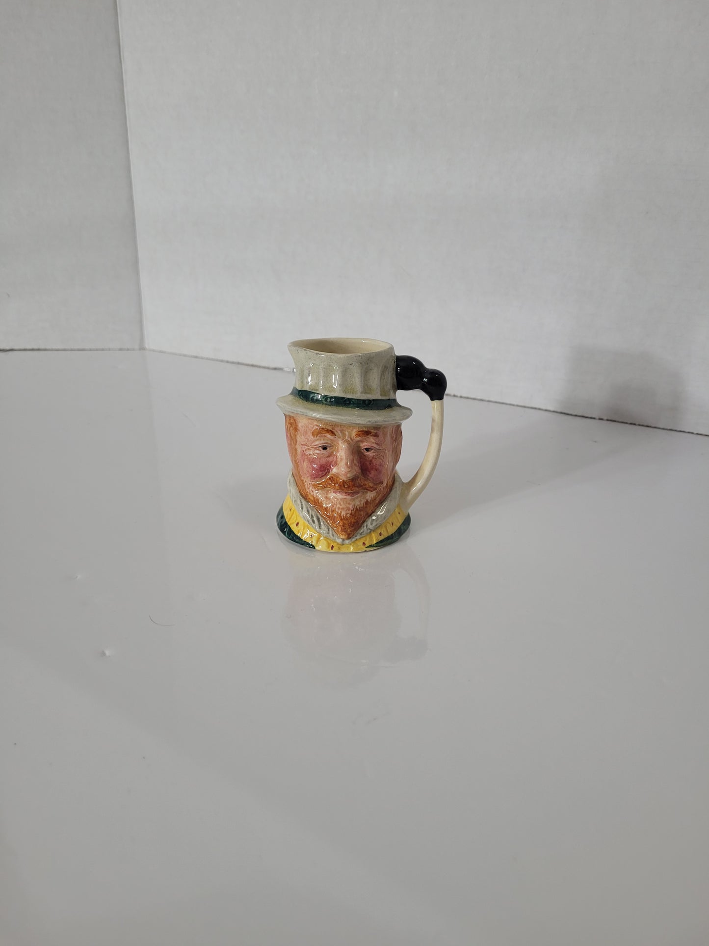 Vintage Sandland Ware Sir Francis Drake Miniature Character Jug – Hand-Painted England