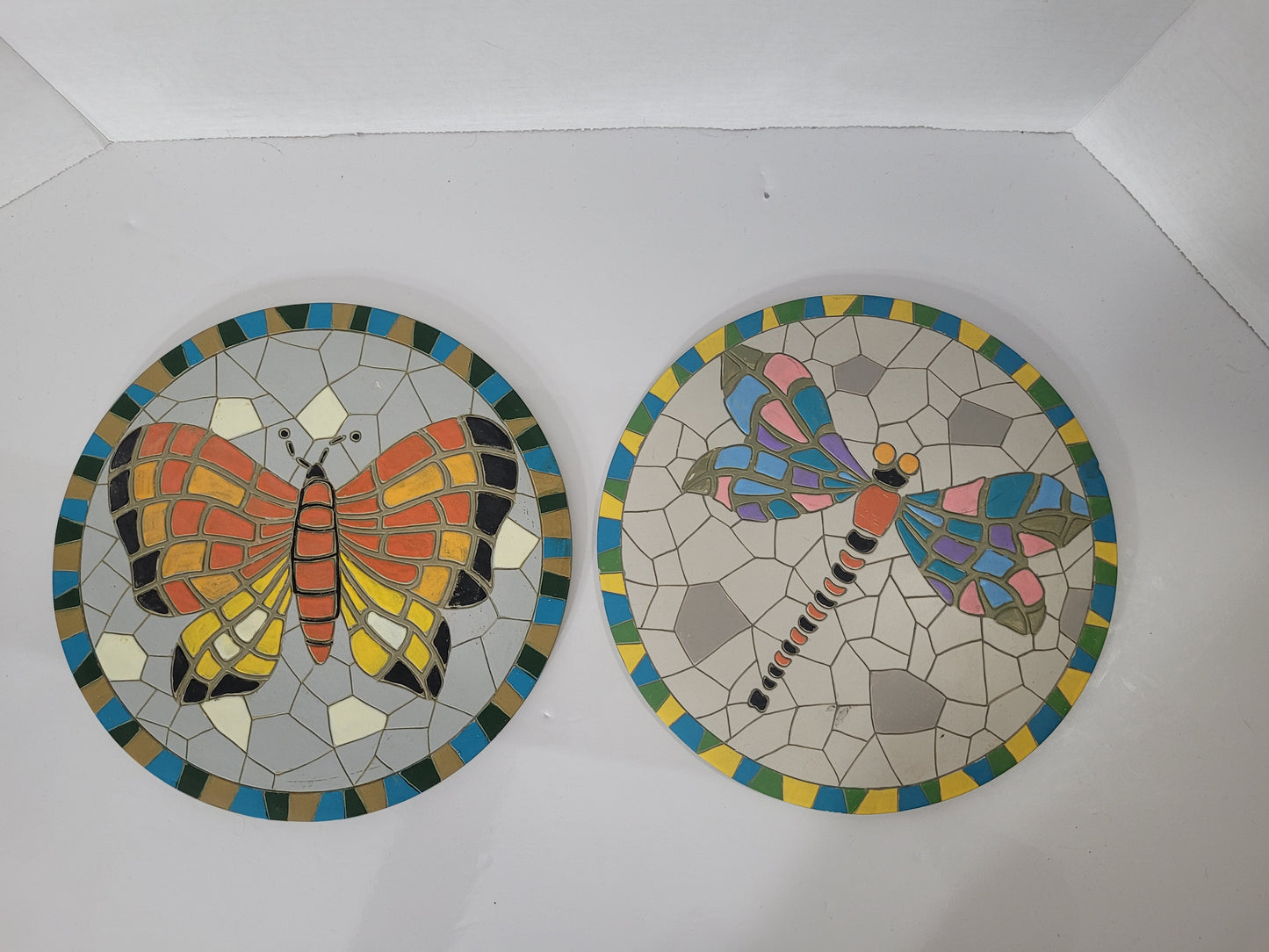Glow-in-the-Dark Mosaic-Style Butterfly & Dragonfly Plaques – Set of 2