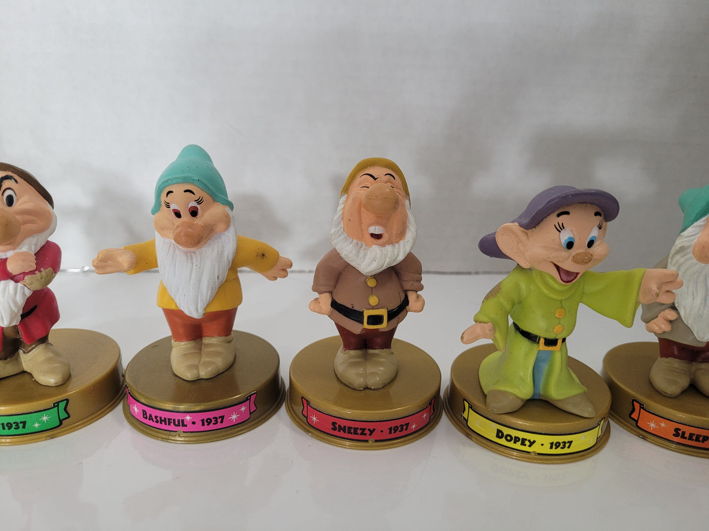 2002 McDonald’s Disney 100 Years of Magic Snow White & Seven Dwarfs Complete 9-Piece Set