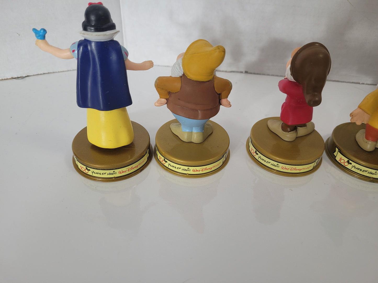 2002 McDonald’s Disney 100 Years of Magic Snow White & Seven Dwarfs Complete 9-Piece Set