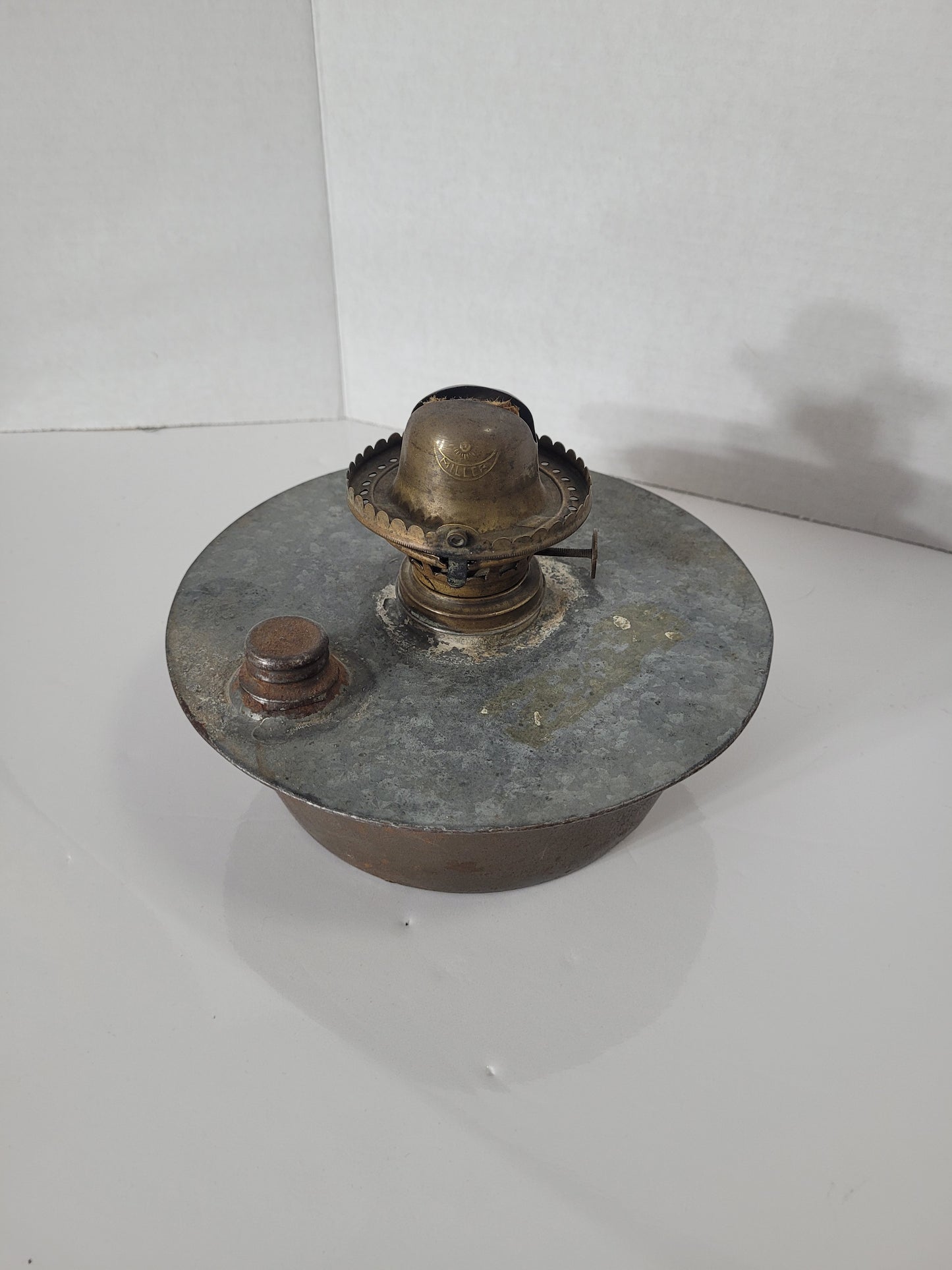 Antique Miller Metal Kerosene Oil Lamp Font & Burner – Restoration Piece