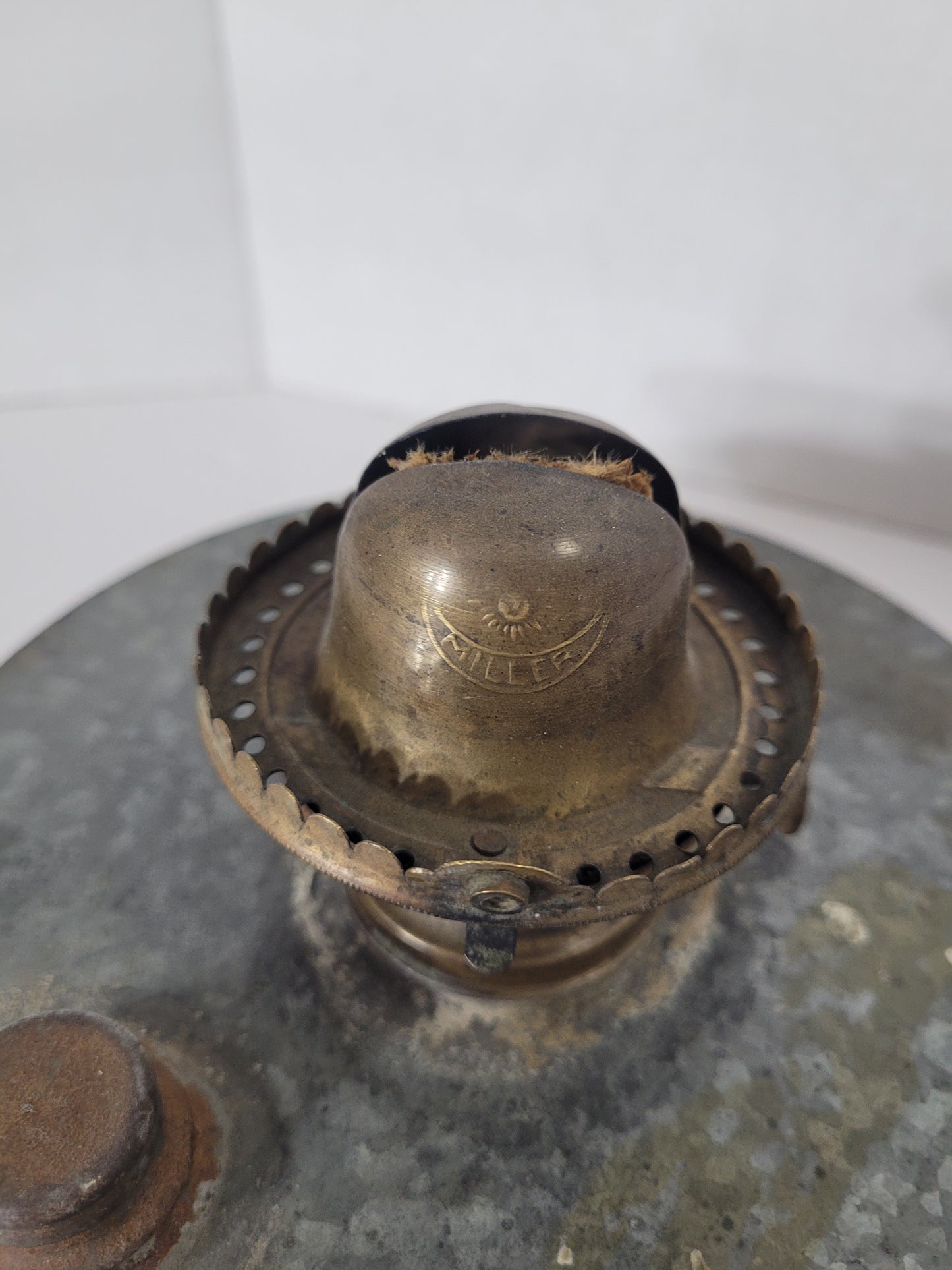 Antique Miller Metal Kerosene Oil Lamp Font & Burner – Restoration Piece