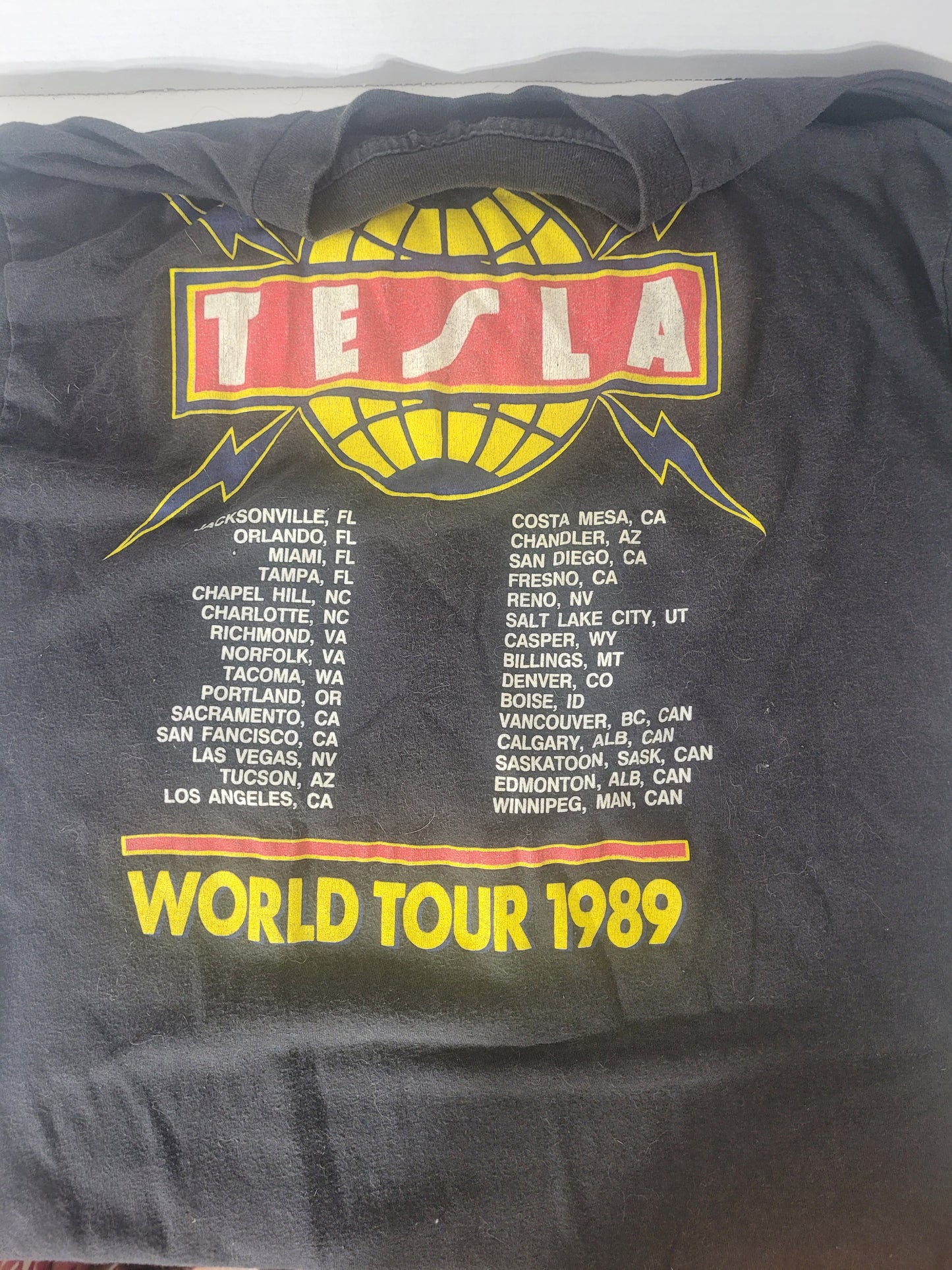 Original 1989 Tesla World Tour Concert T-Shirt – Poison Saskatoon Show