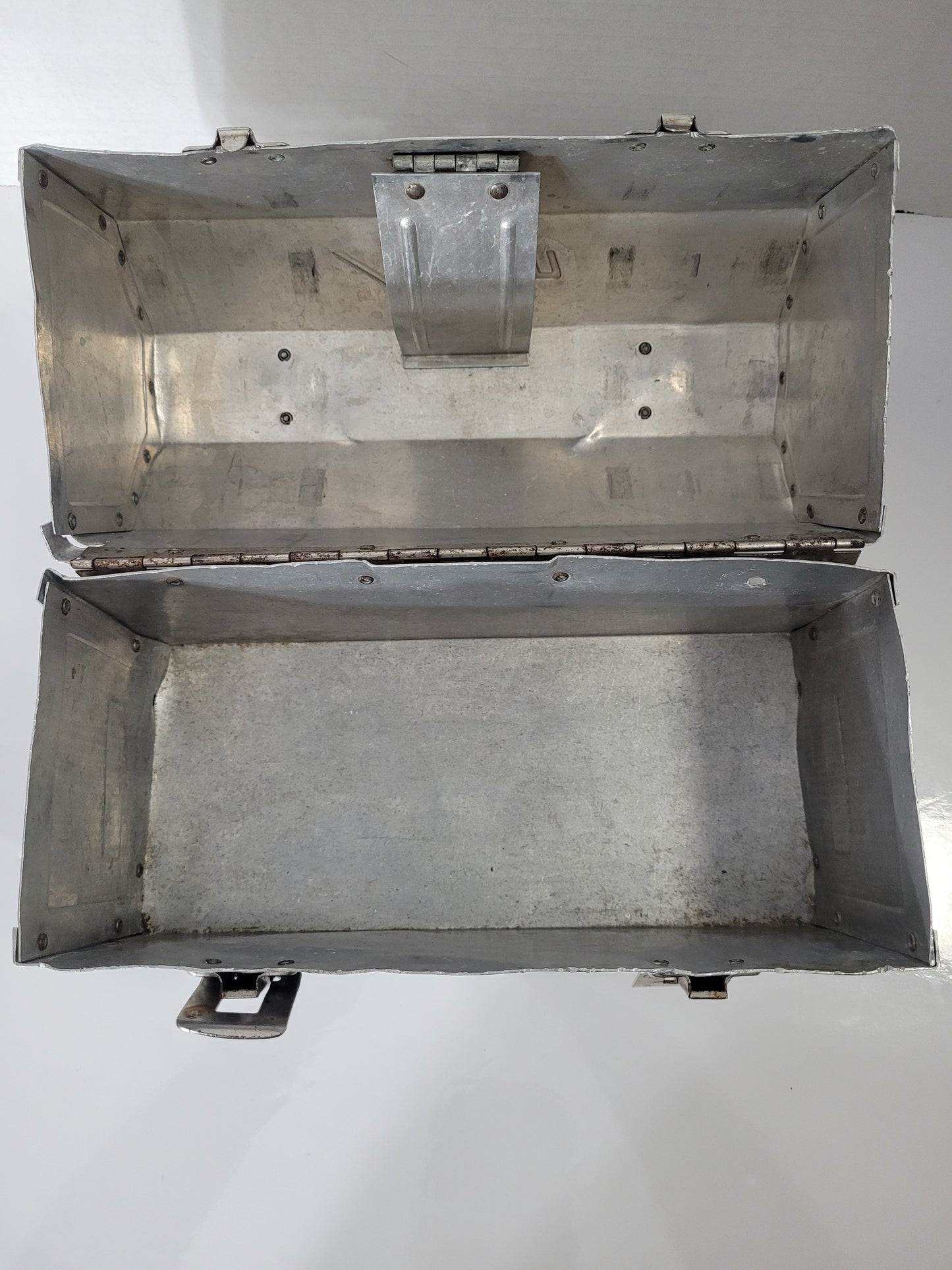 Vintage Canadian Aladdin Aluminum Workman’s Lunch Box