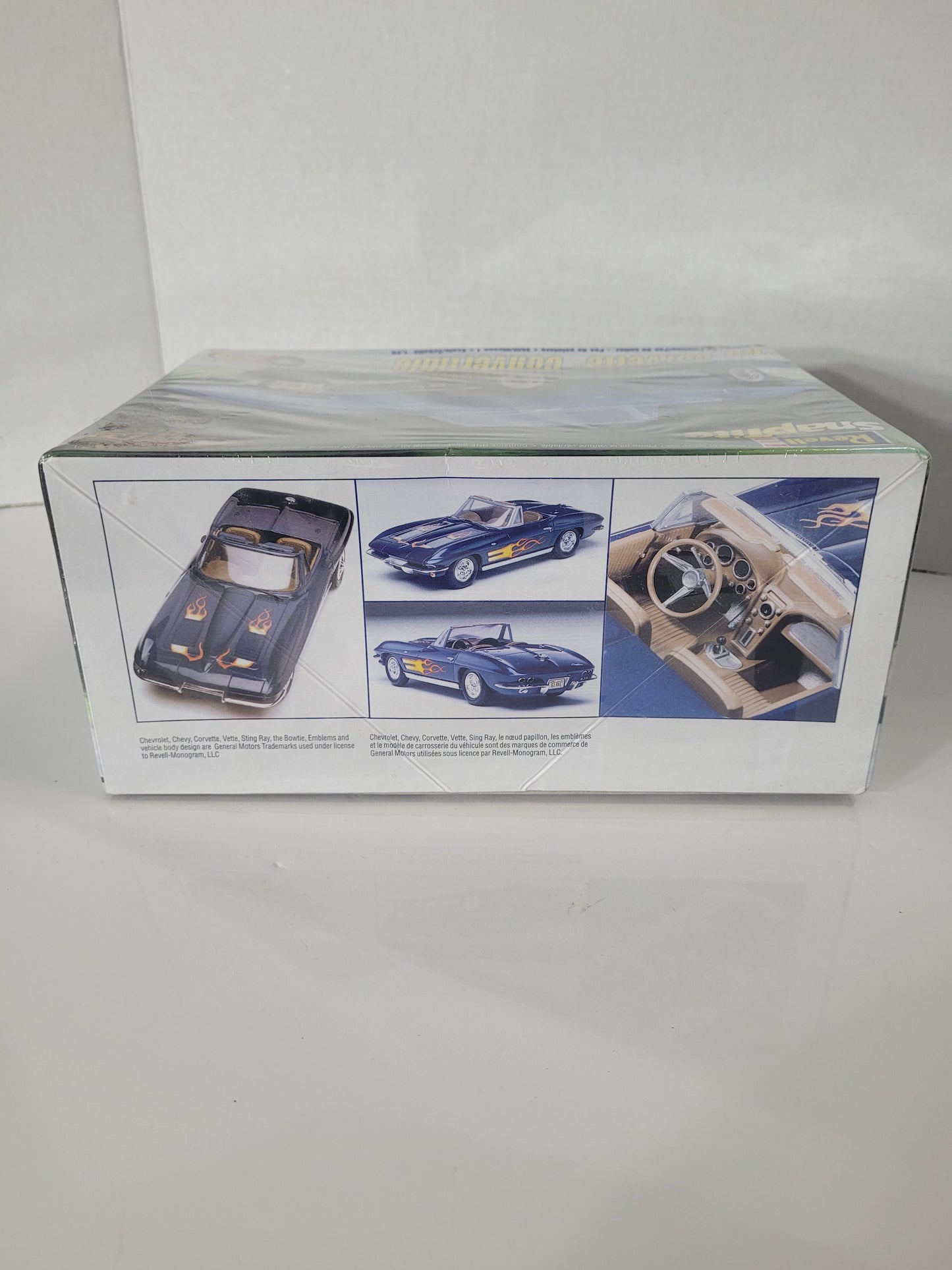 Revell SnapTite 1963 Corvette Convertible 1:25 Model Kit – Factory Sealed