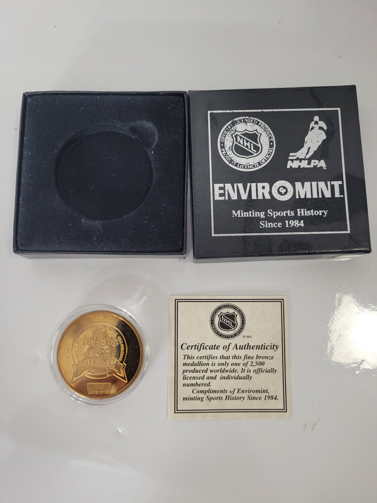 1998 Detroit Red Wings Stanley Cup Champions Enviromint Limited Edition Bronze Medallion #456/2500