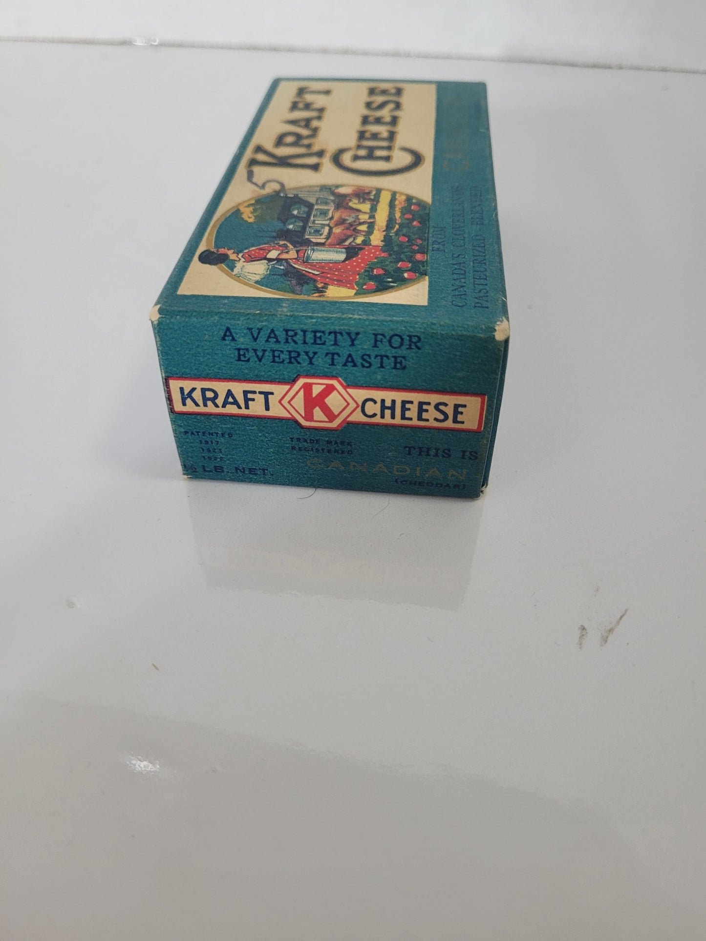 Vintage Kraft Canadian Cheddar Cheese Box – Early Canadian Advertising