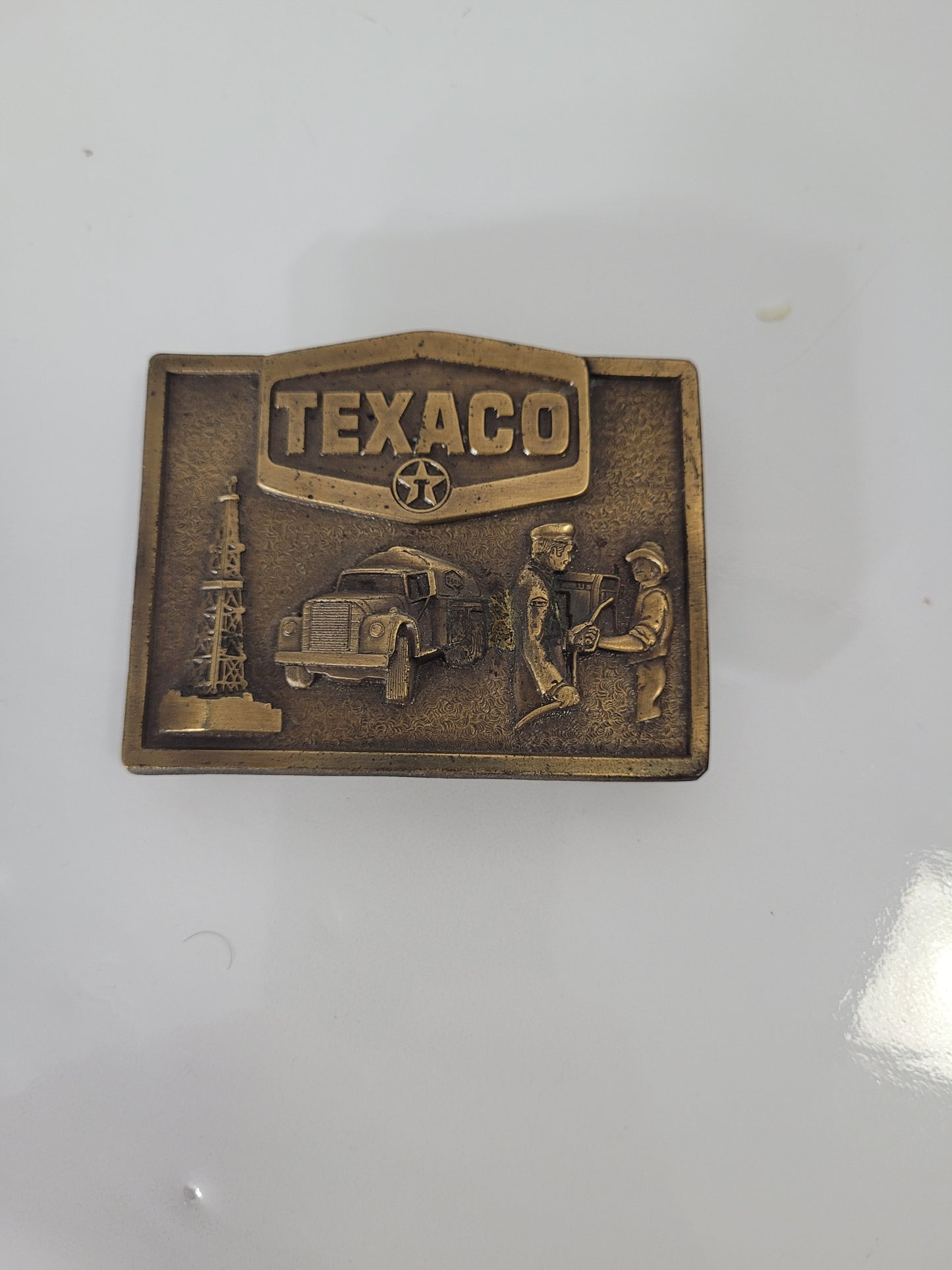 Vintage Texaco Oil & Gas Belt Buckle – Derrick, Tanker Truck & Service Station Scene