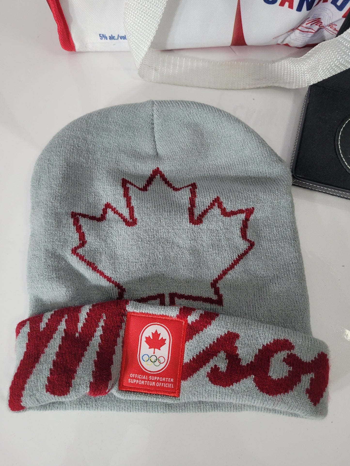 Molson Canadian Collectible Lot – Olympic Toque, Cooler Bag & Leather Coaster Set
