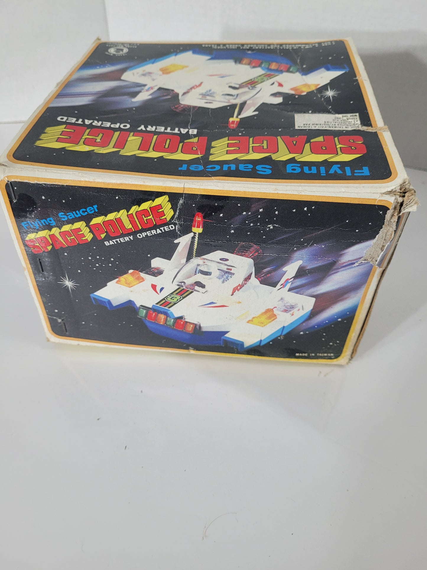Vintage 1980s Kuang Mei Toys Space Police Flying Saucer KM-2037 – Working with Original Box