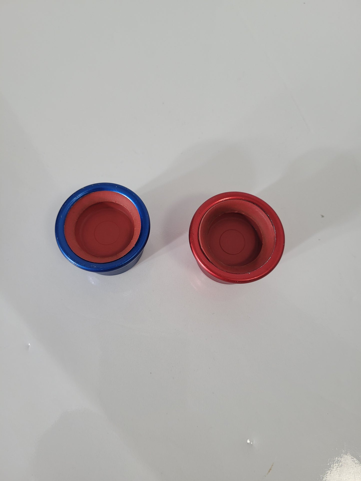 Vintage Fizz-Whiz Reusable Soda Bottle Caps – Red & Blue Pair – Made in USA