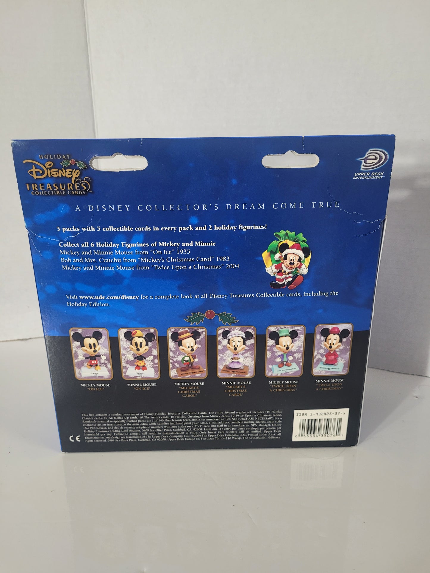 2004 Upper Deck Disney Holiday Treasures Mickey’s Christmas Carol Card & Figurine Set