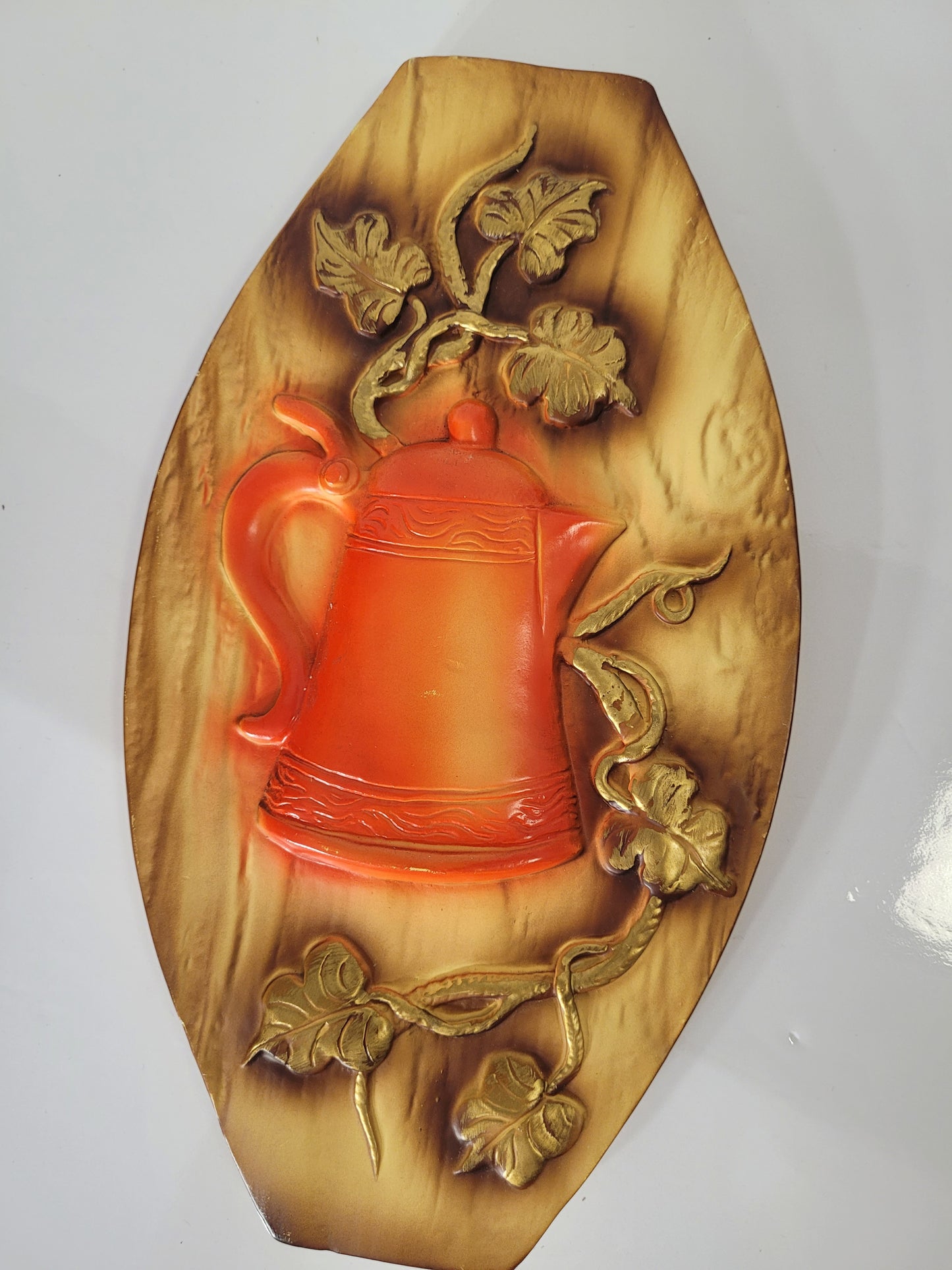 Vintage C. Favor Ind. Chalkware Kettle & Coffee Pot Wall Plaques – Pair