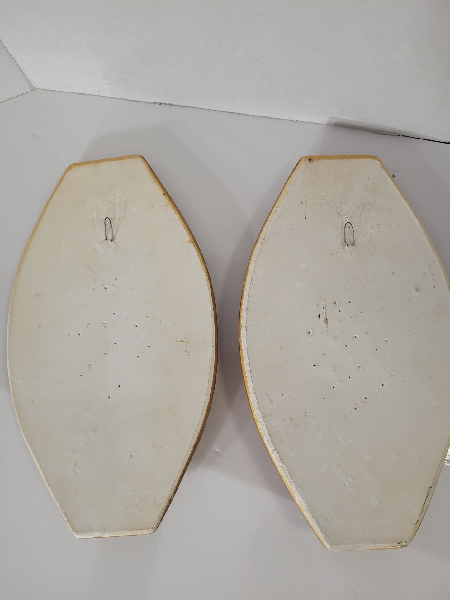 Vintage C. Favor Ind. Chalkware Kettle & Coffee Pot Wall Plaques – Pair
