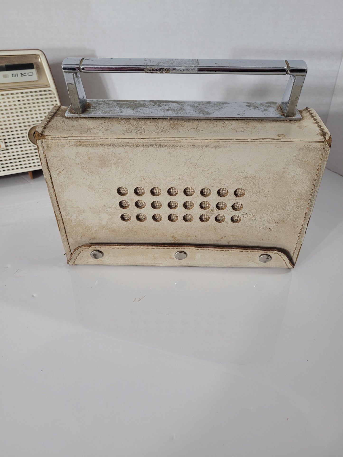 Lot of 3 Vintage Transistor Radios – General Electric, Channel Master & Juliette – As-Is / Not Working