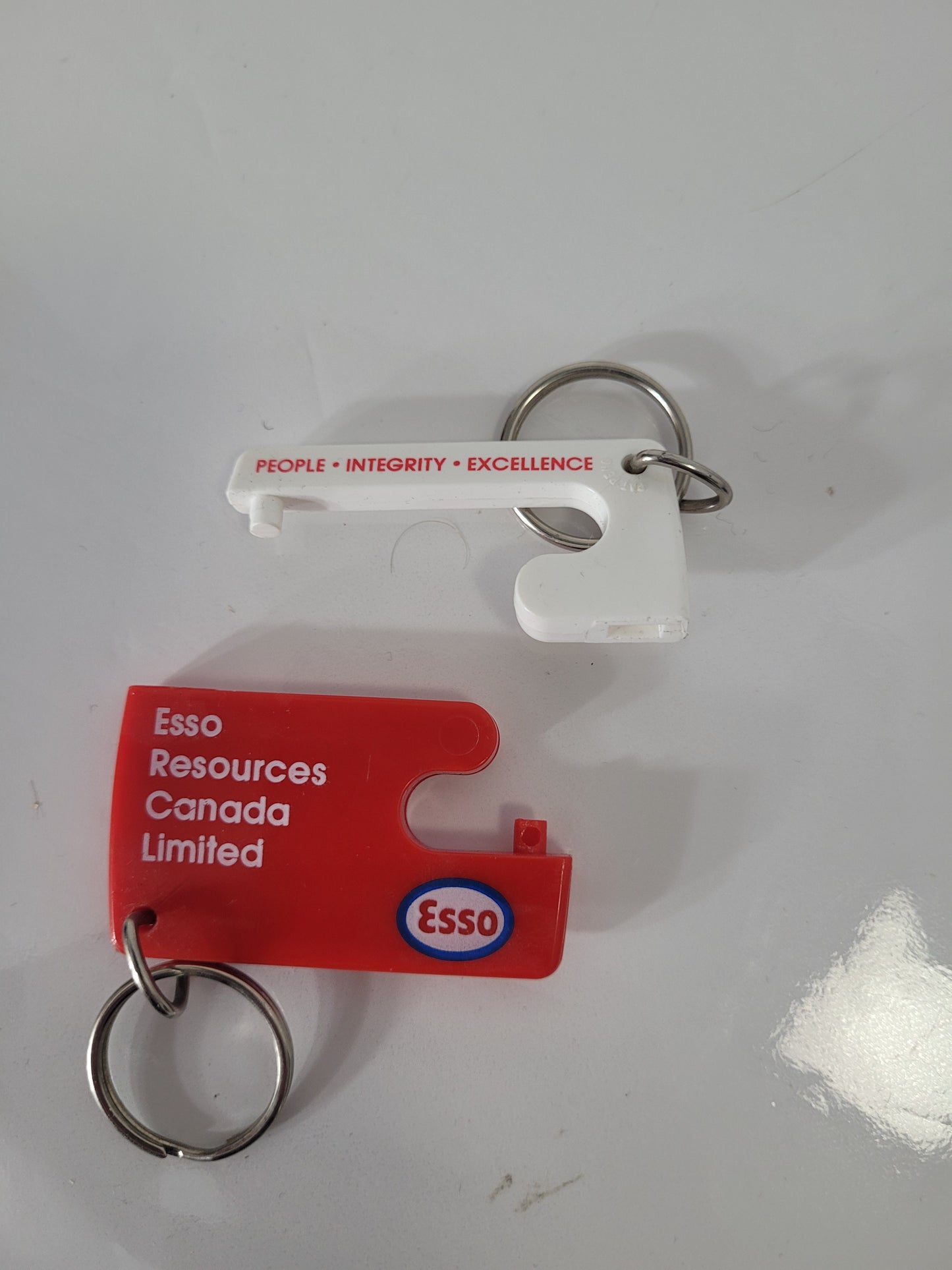 Vintage Esso Extra Gasoline Porcelain Medallion & Esso Resources Canada Keychain