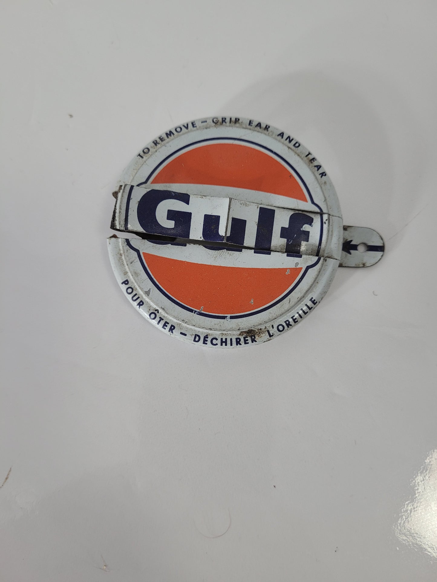 Vintage Gulf Oil Can Tear-Open Pouring Lid – 2.75"