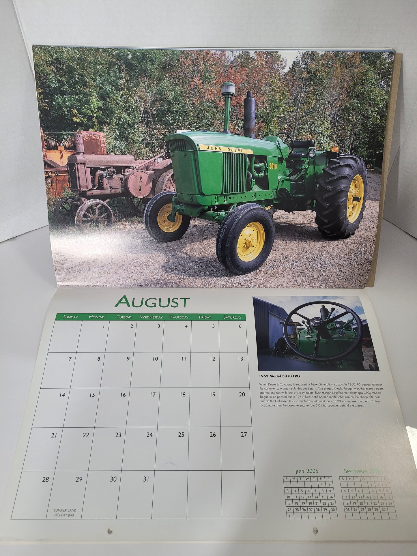 2005 John Deere 16-Month Calendar – Randy Leffingwell – Motorbooks – Licensed John Deere