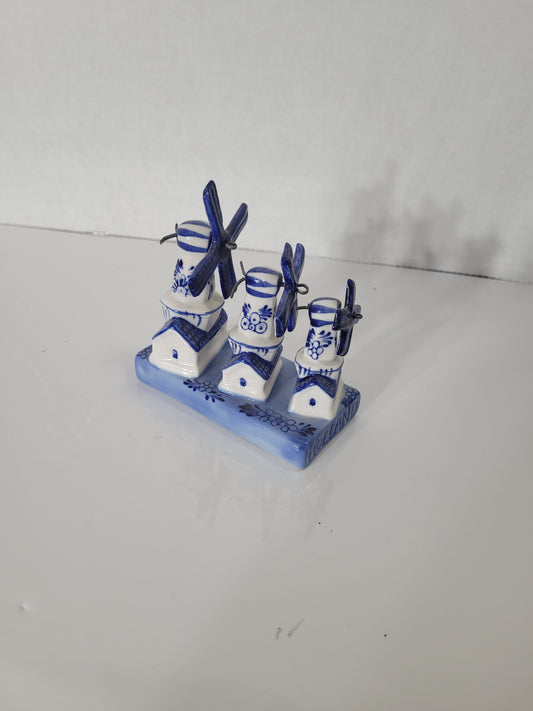 Vintage Holland Delft Blue Triple Windmill Figurine – Hand Painted – Moving Blades – 4"