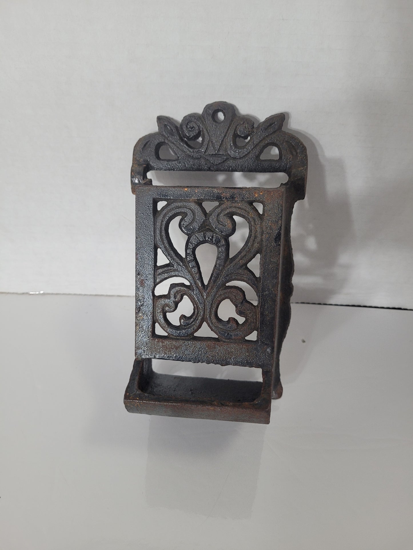 Vintage Cast Iron Wall-Mount Match Holder – Ornate Scroll Design