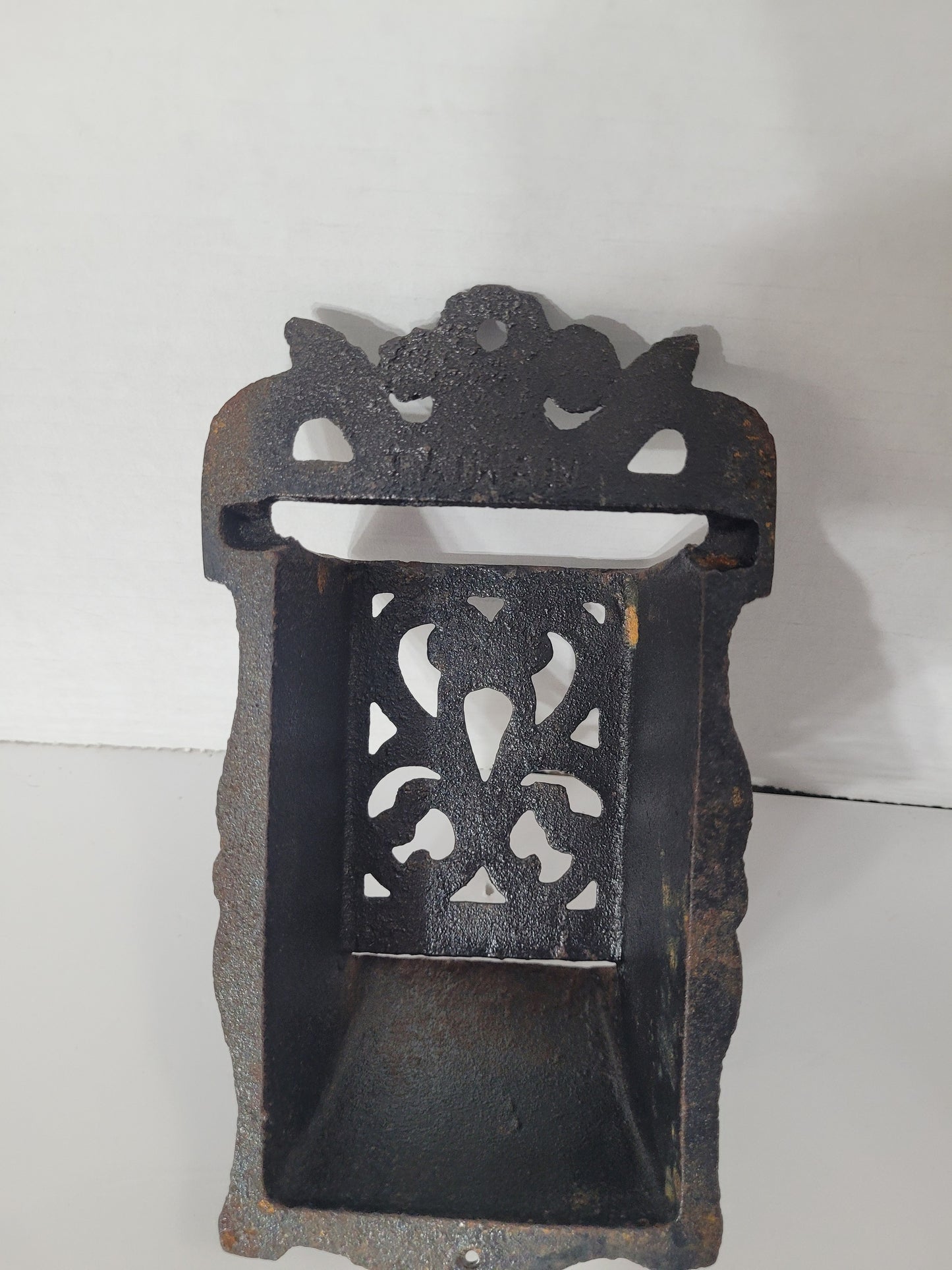 Vintage Cast Iron Wall-Mount Match Holder – Ornate Scroll Design