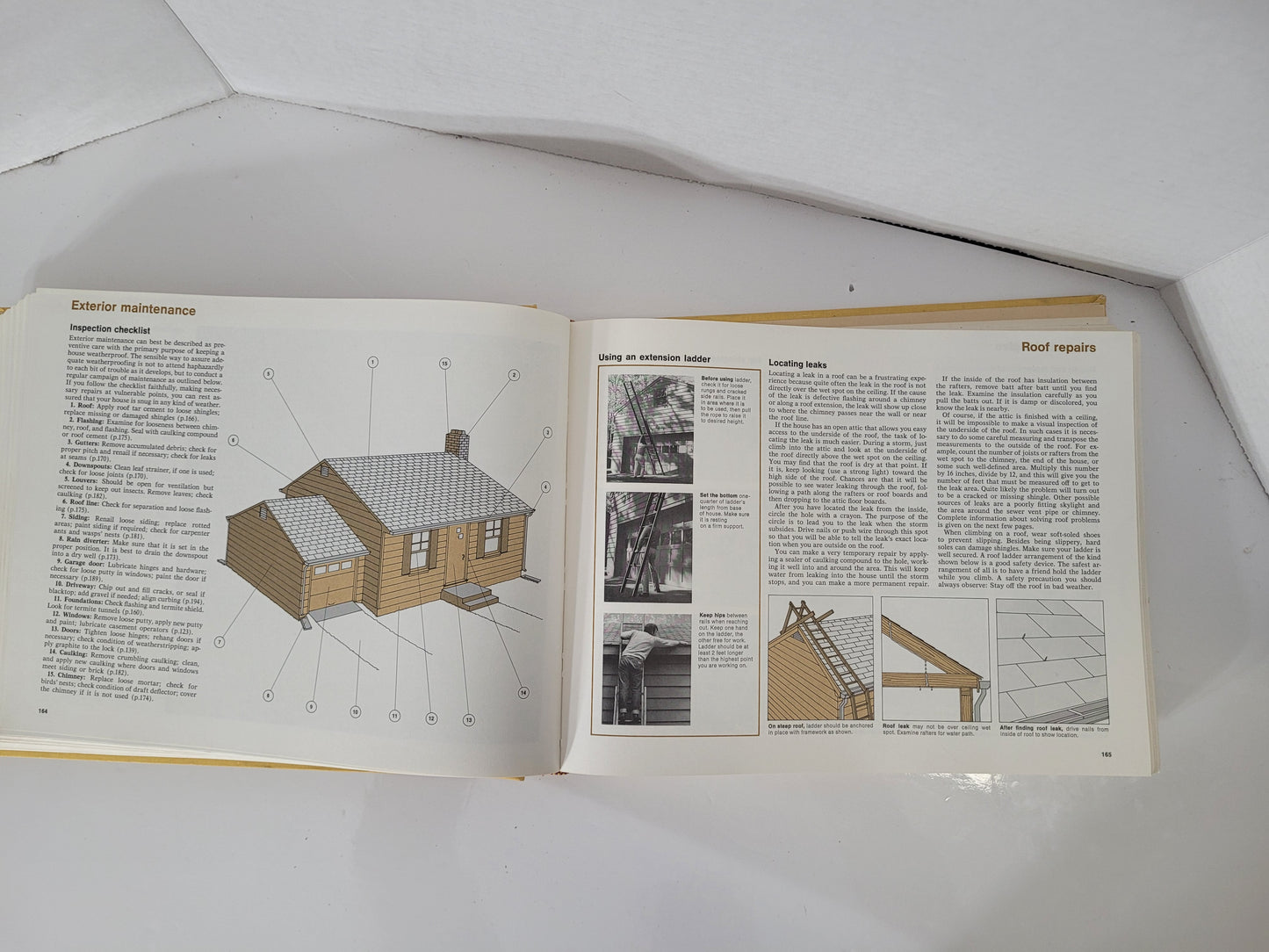 Reader’s Digest Complete Do-It-Yourself Manual – 1973 Canadian Edition