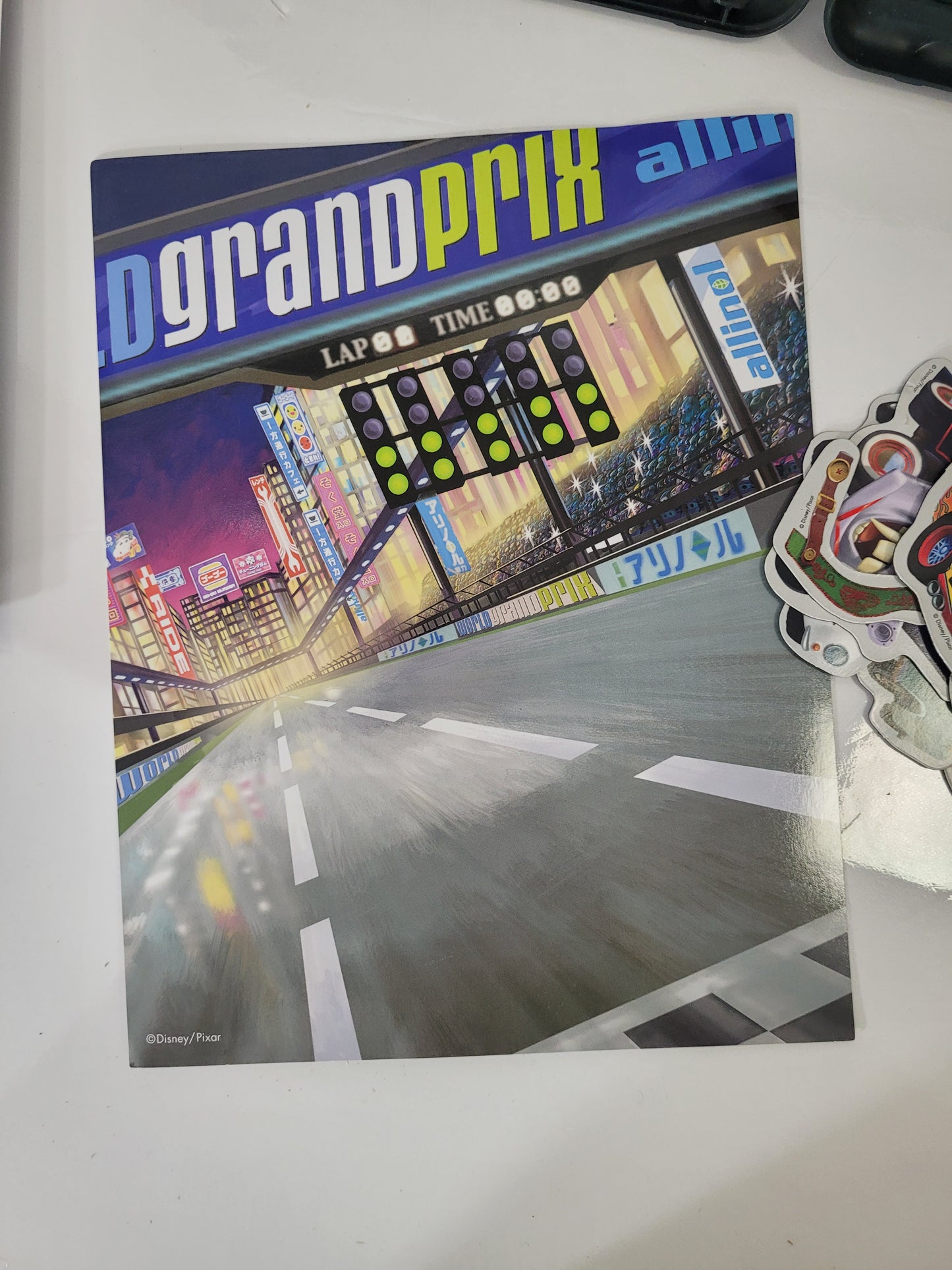 Disney Pixar Cars 2 Mater Undercover Book & Magnetic Play Set – 2011