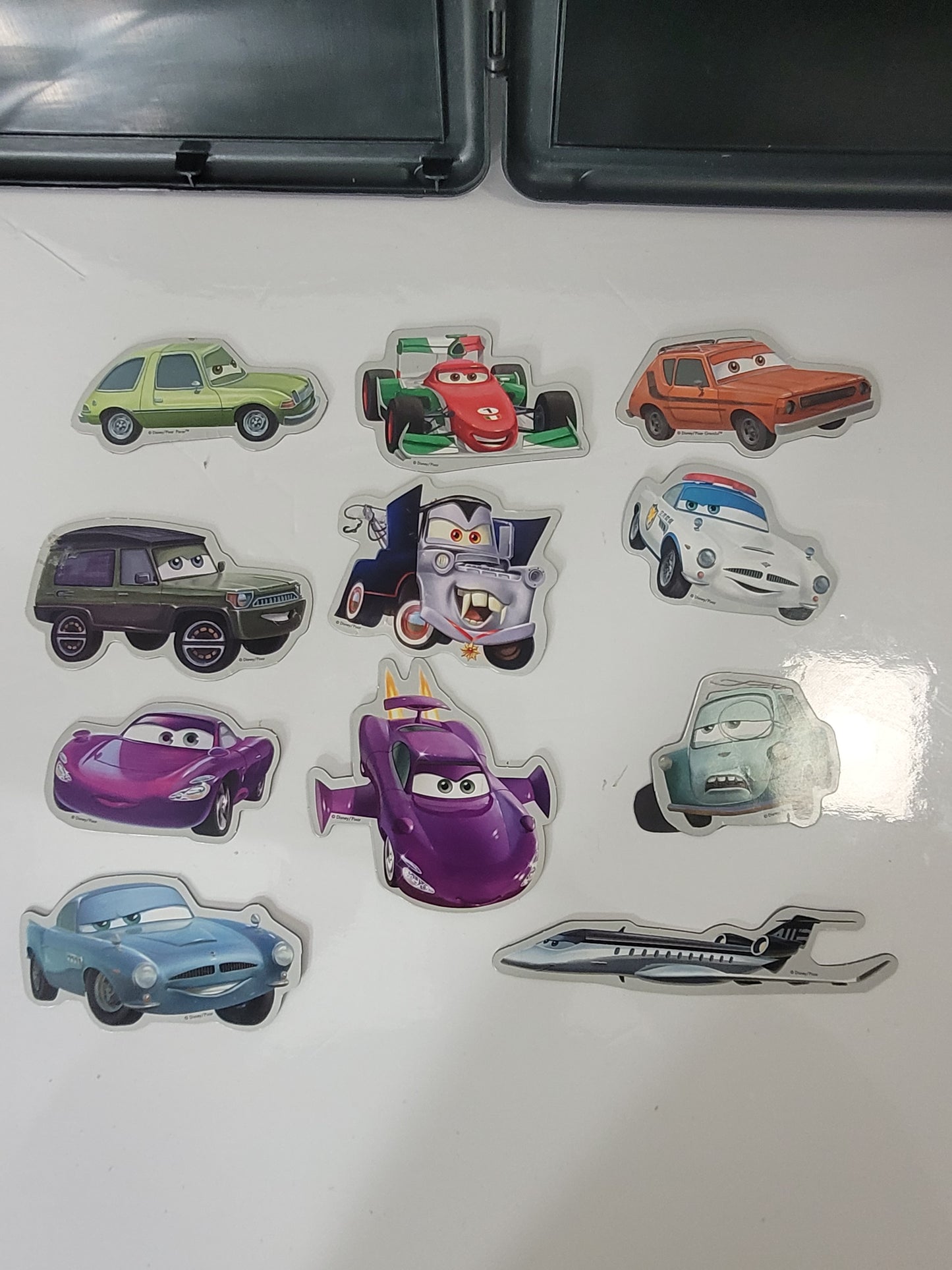 Disney Pixar Cars 2 Mater Undercover Book & Magnetic Play Set – 2011