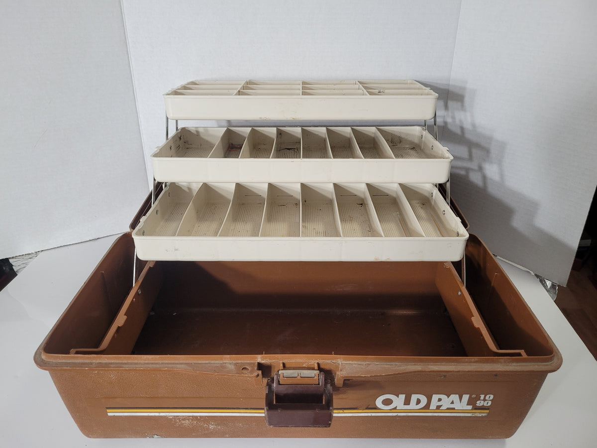 Vintage Old Pal 1090 Three-Tier Fishing Tackle Box – Brown & Cream